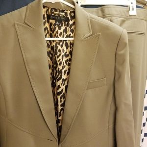 Anne Klein 2 Piece Pant Suit